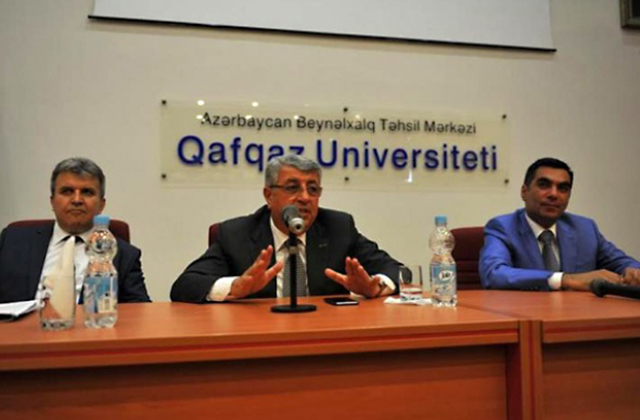 azerbaijan-caucasus_university_meeting-apa