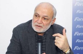 Political scientist Andranik Mihranyan was told in “Zvartnots” that his entry to RA is prohibited. Union of Armenians of the Russian Federation