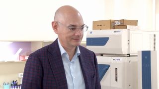 Mikael Vardanyan donated medical equipment amounting to 127 million drams to the Hematology Center