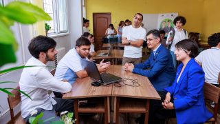 Ucom and FAST Bring Together Artificial Intelligence and Green Innovation